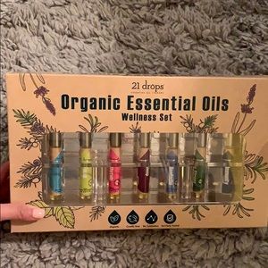 Organic Essential Oil, Brand New!!! Unopened Box